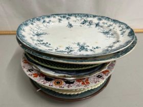 Mixed Lot: Various decorated plates and meat plates