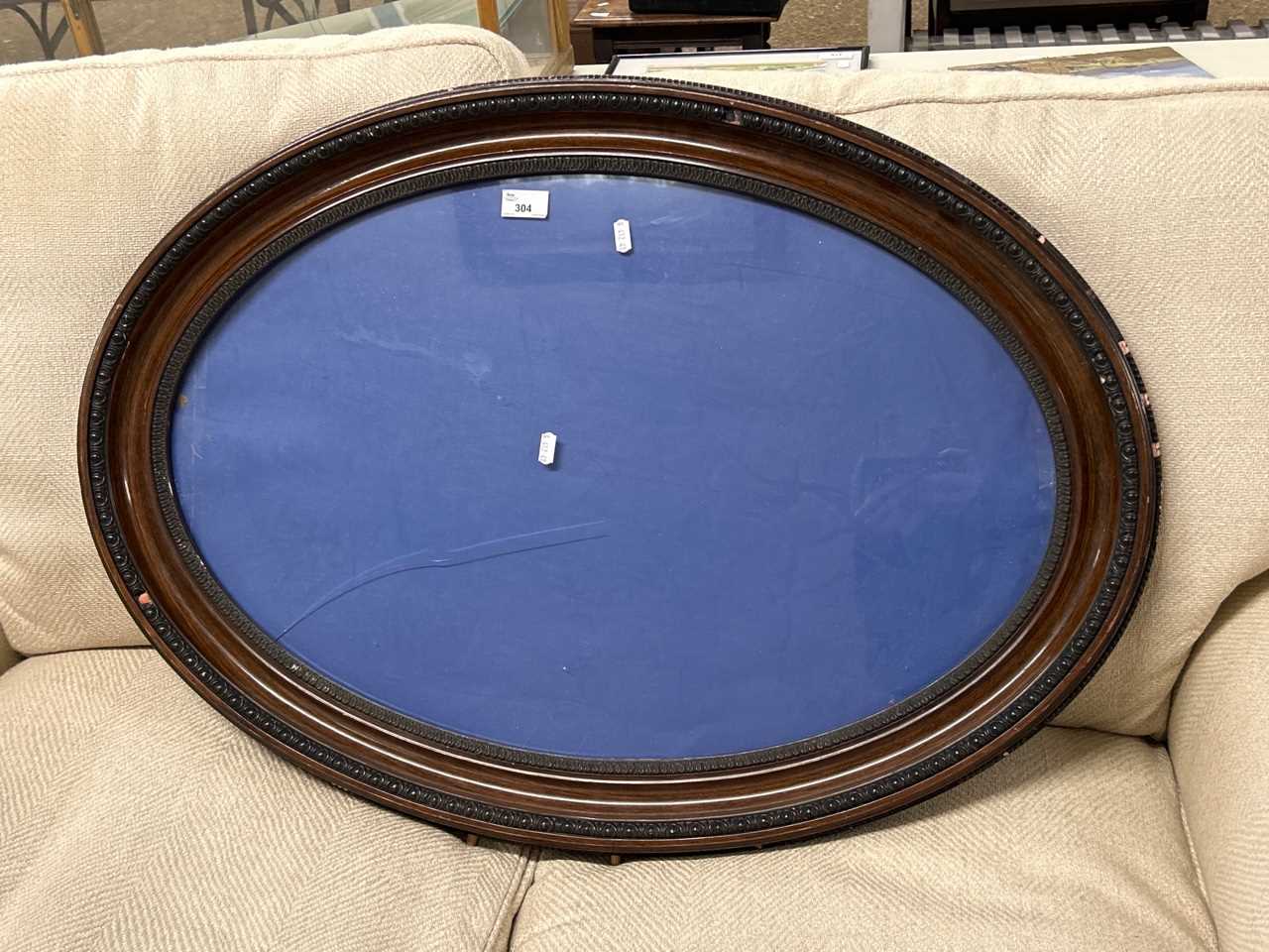 Early 20th Century oval picture frame