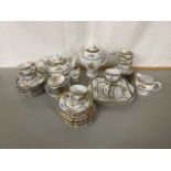 Good quantity of Copeland Grosvenor Marlborough pattern tea and coffee wares