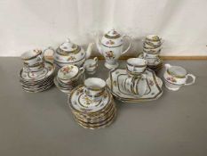 Good quantity of Copeland Grosvenor Marlborough pattern tea and coffee wares