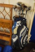 Golf caddy and quantity of clubs