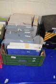 Quantity of collectors plates to include Wedgwood, boxed