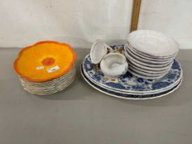 Mixed Lot: Various meat plates and other ceramics