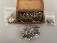 Mixed Lot: Various assorted costume jewellery commemorative coinage and other items