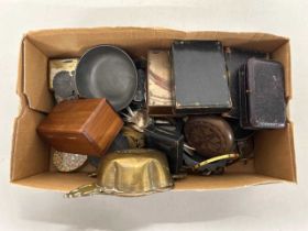 Mixed Lot: Various small trinket boxes, pewter wares etc
