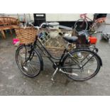 Ladies Pro bike with basket