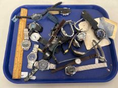 Tray of various assorted wristwatches