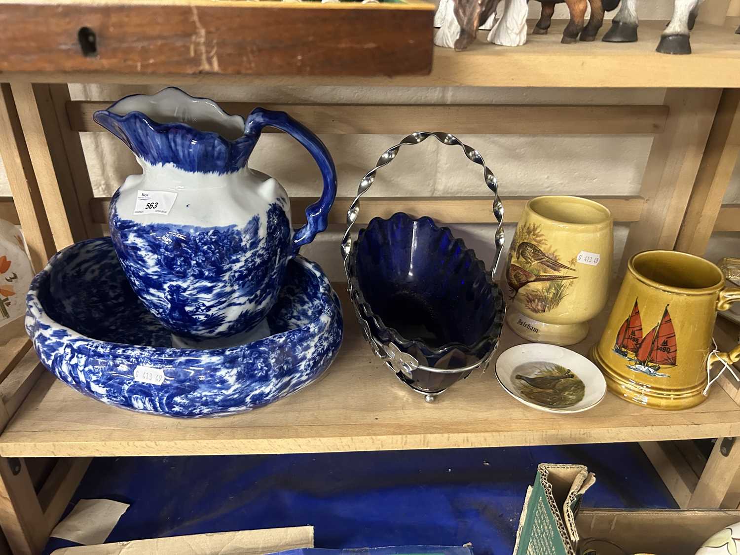 Mixed Lot: Blue and white wash bowl and jug, centrepiece bowl and other assorted items