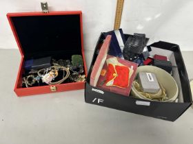 Box of various assorted costume jewellery