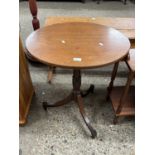 Georgian tripod table with oval top and turned column