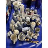 Mixed Lot: Various assorted ornaments, vases, candles etc