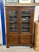 Early 20th Century mahogany bookcase cabinet with glazed top section and cupboard base