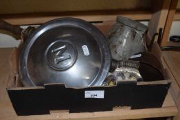 Vintage hub cap, oil can, AA sign and other motoring related items