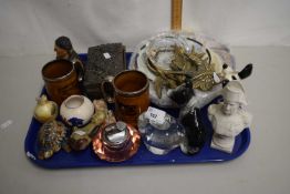 Mixed Lot: Brass wall mounted swallows, table lighter, Oriental jewellery box, various ornaments