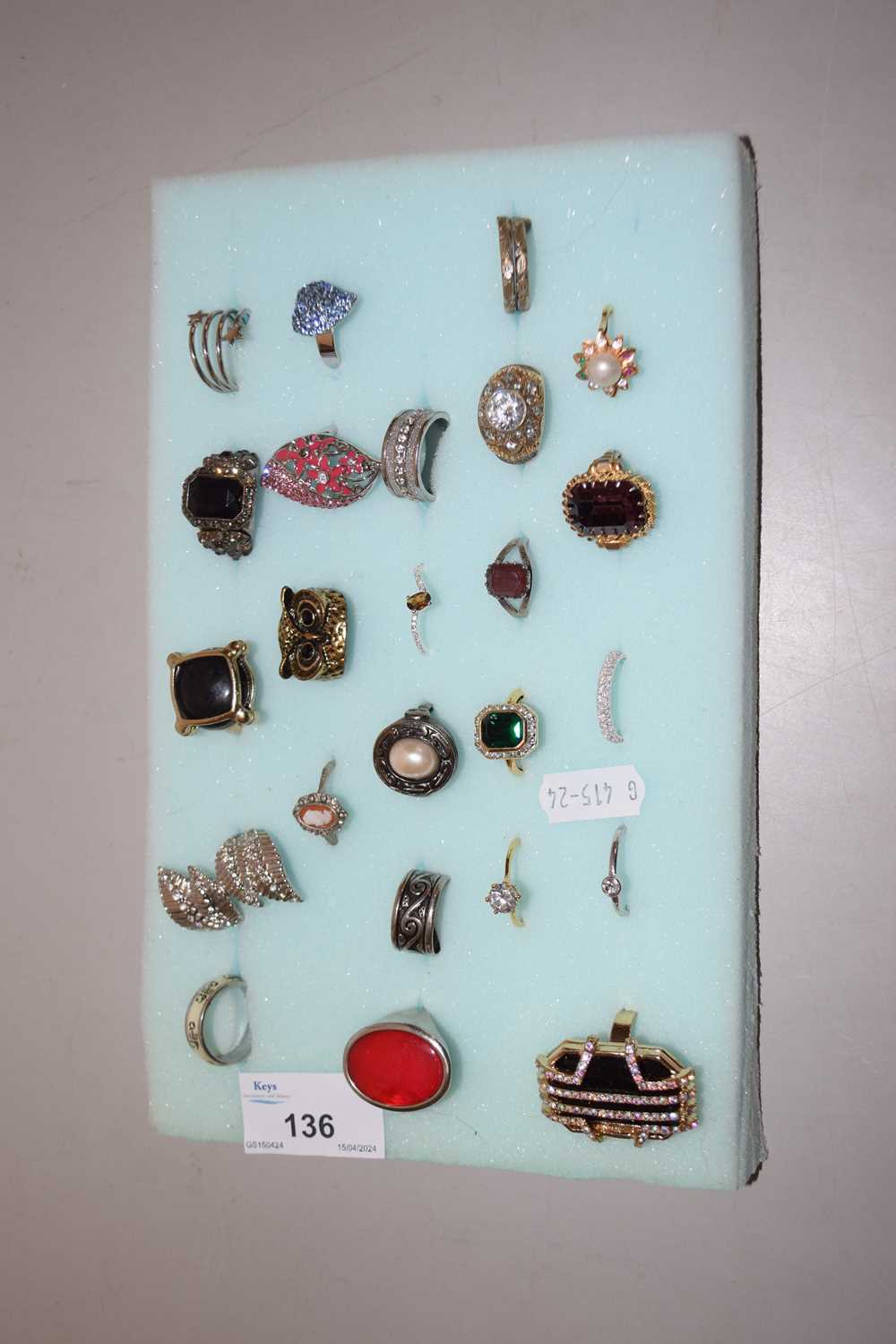 Selection of various costume jewellery rings