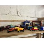 Mixed Lot: Various modern toy vehicles