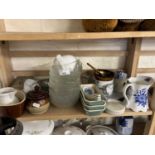 Mixed Lot: Various assorted ceramics, glass bowls etc