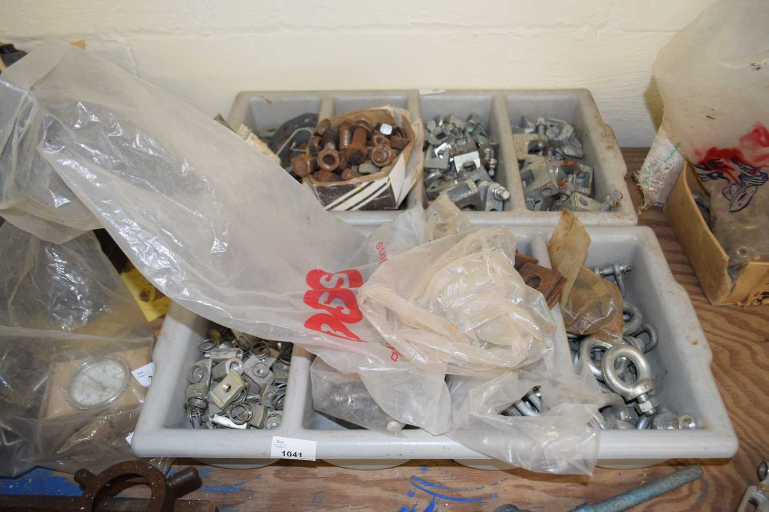 Two trays of various ironmongery