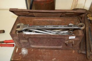 Mixed quantity of heavy duty spanners