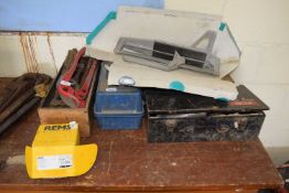 Mixed lot of various tool boxes