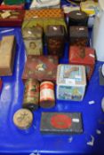 Mixed Lot: Various vintage tins