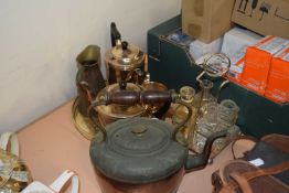 Mixed Lot: Silver plated tea set, cruet, copper kettle etc