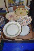 Box of various tazza's and cake stands