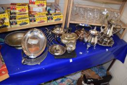 Mixed Lot: Various silver plated tea wares, copper kettle and other items