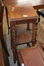A 20th Century oak jardiniere stand with turned legs