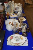 Mixed Lot: Glass and ceramics