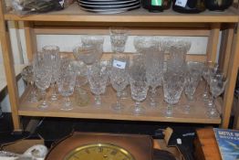 Quantity of various glass ware
