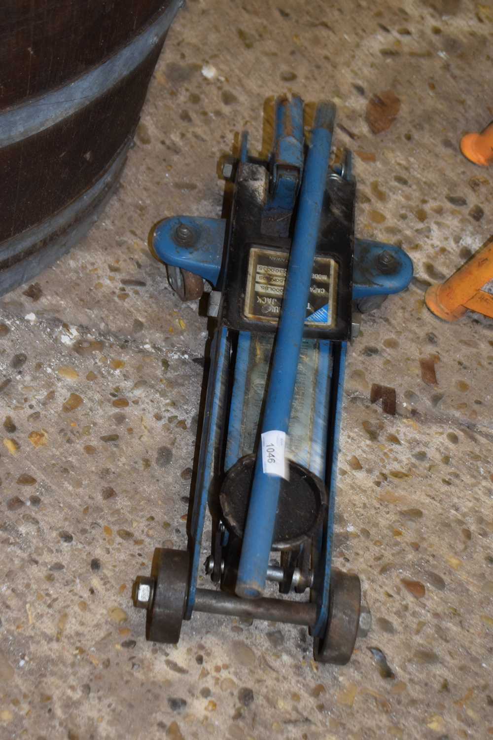 1330kg hydraulic trolley jack