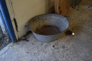 Galvanised tub