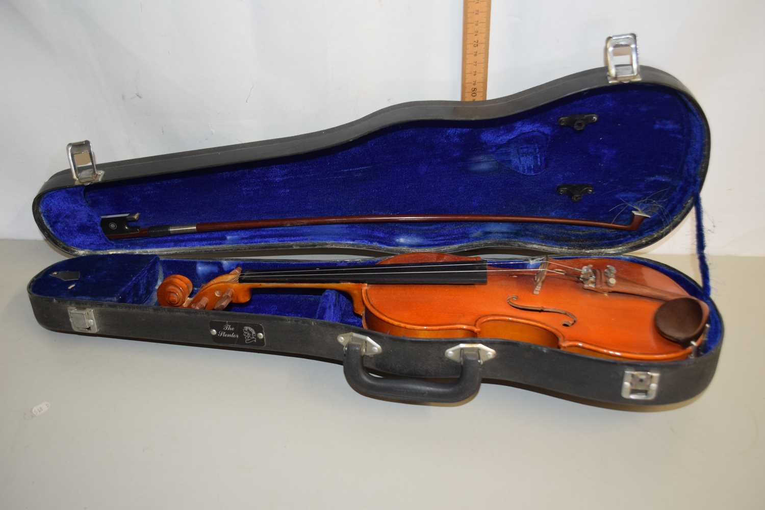 A Stentor student violin