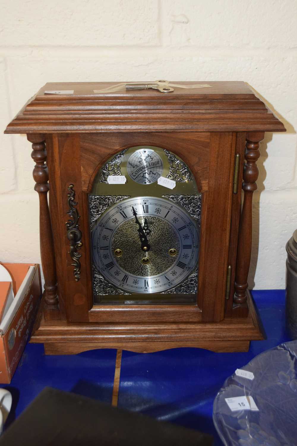 A 20th Century oak cased mantel clock