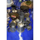 Mixed Lot: Various pewter tankards and other assorted metal wares