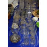 Mixed Lot: Various drinking glasses and other glass ware