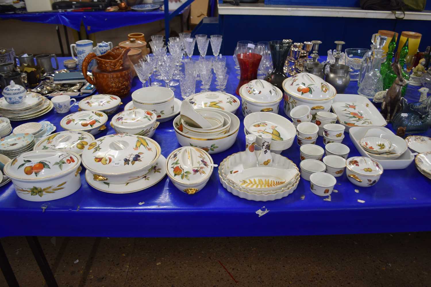 Large quantity of Royal Worcester Evesham pattern table wares to include a range of serving dishes