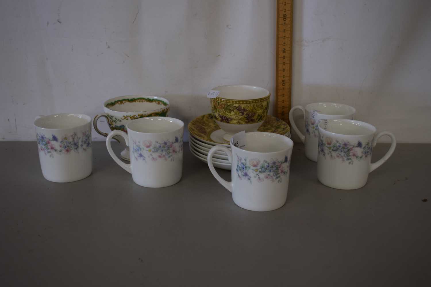 Mixed Lot: Assorted tea wares