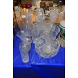 Mixed Lot: Various glass vases and bowls