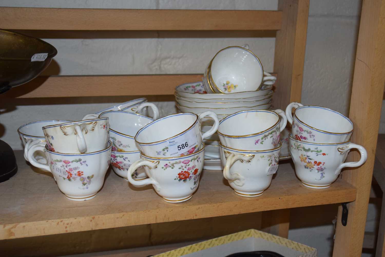 Quantity of floral decorated tea wares