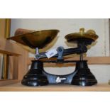 Set of kitchen scales