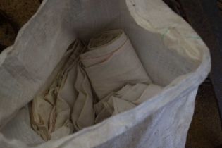 Mixed quantity of rubble sacks