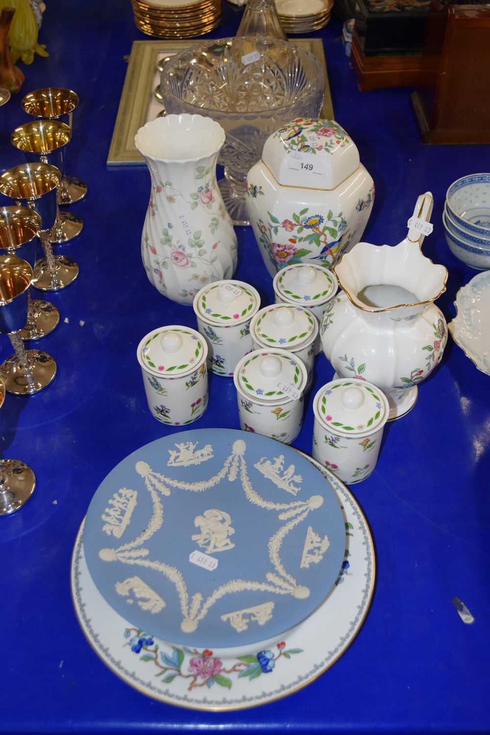 Mixed Lot: An Aynsley Pembroke pattern covered jar and similar jug, further pin dishes, plate, set