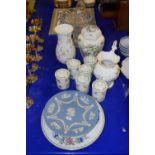 Mixed Lot: An Aynsley Pembroke pattern covered jar and similar jug, further pin dishes, plate, set