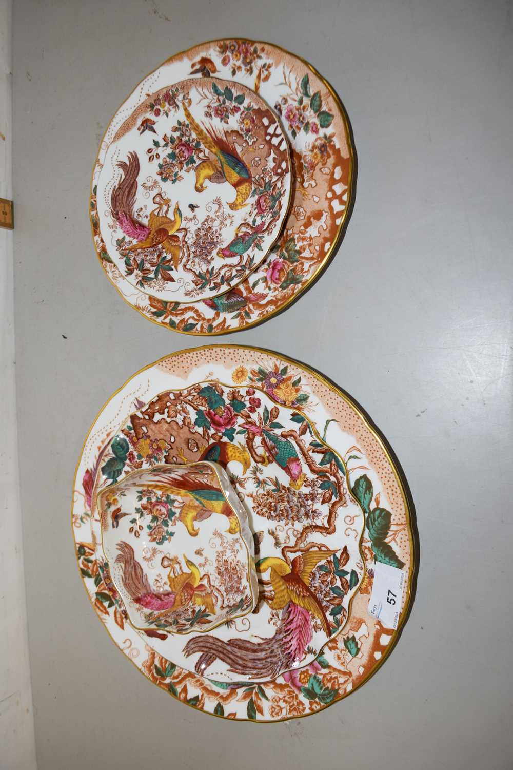 A quantity of Royal Crown Derby Olde Avesbury table wares