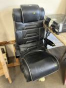 Leather effect swivel office chair