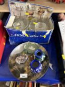 Mixed Lot: Glass coffee set, collectors plates and other assorted items