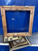Mixed lot of assorted picture frames