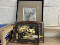 Mixed lot of pictures